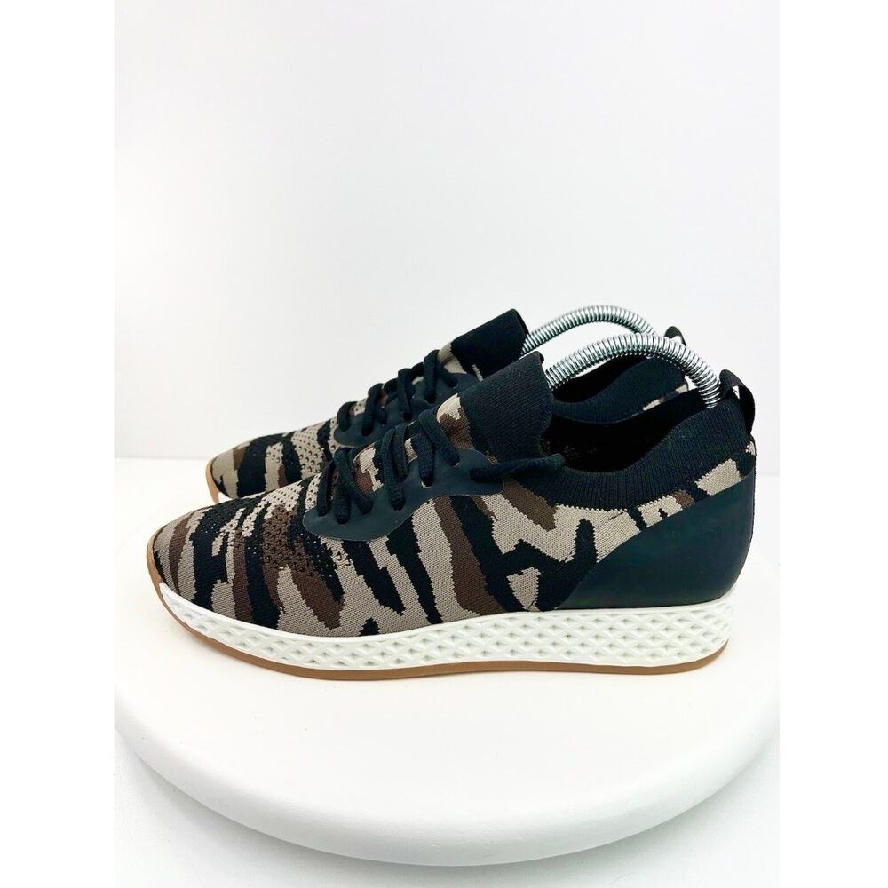 Urban Sports By J Slides Womens Size 8.5M Sand‎ Brown Camouflage Shoes Sneakers